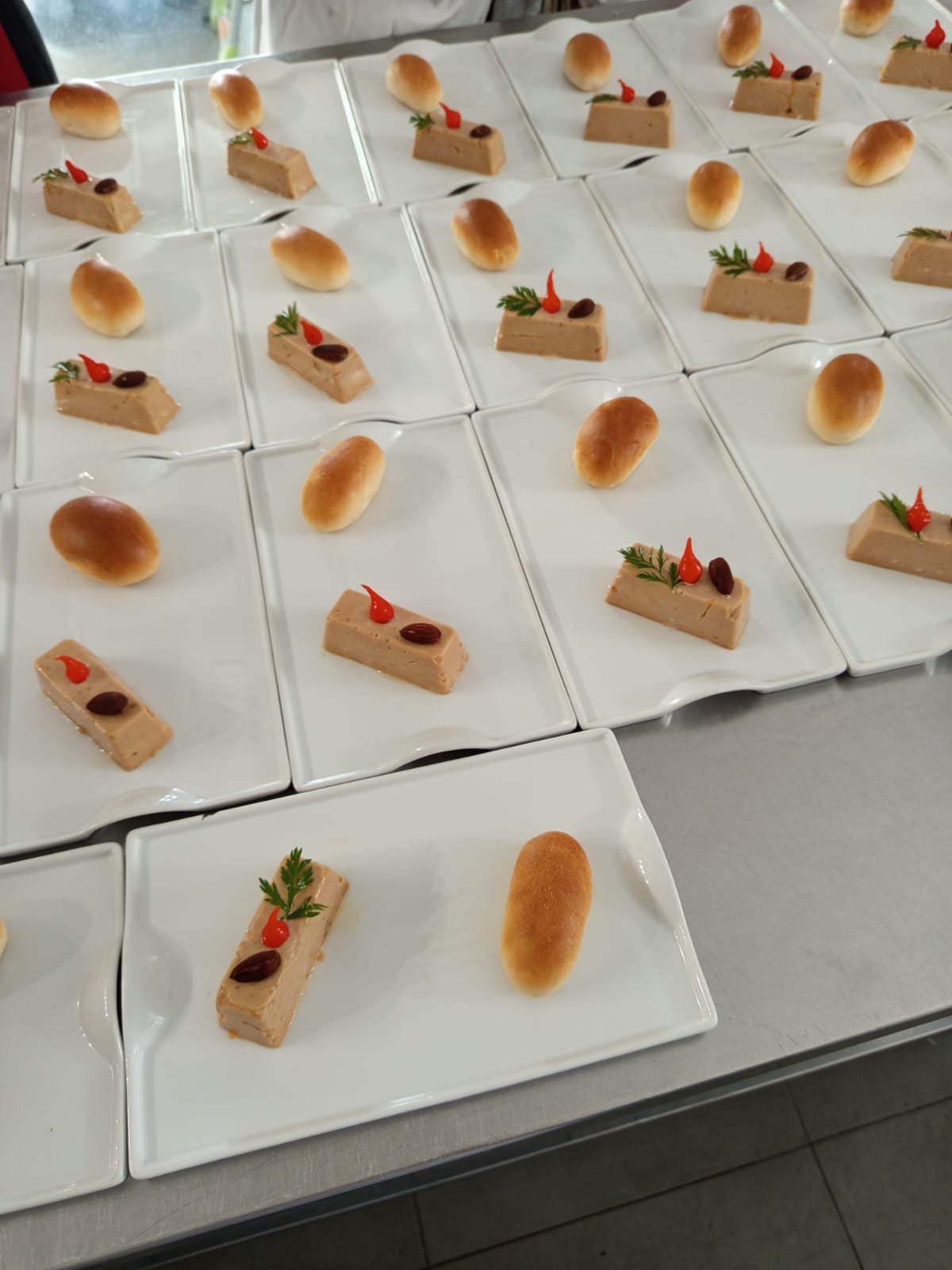 Menu Chef Privado Metanoia Tartin de mayonesa de atún