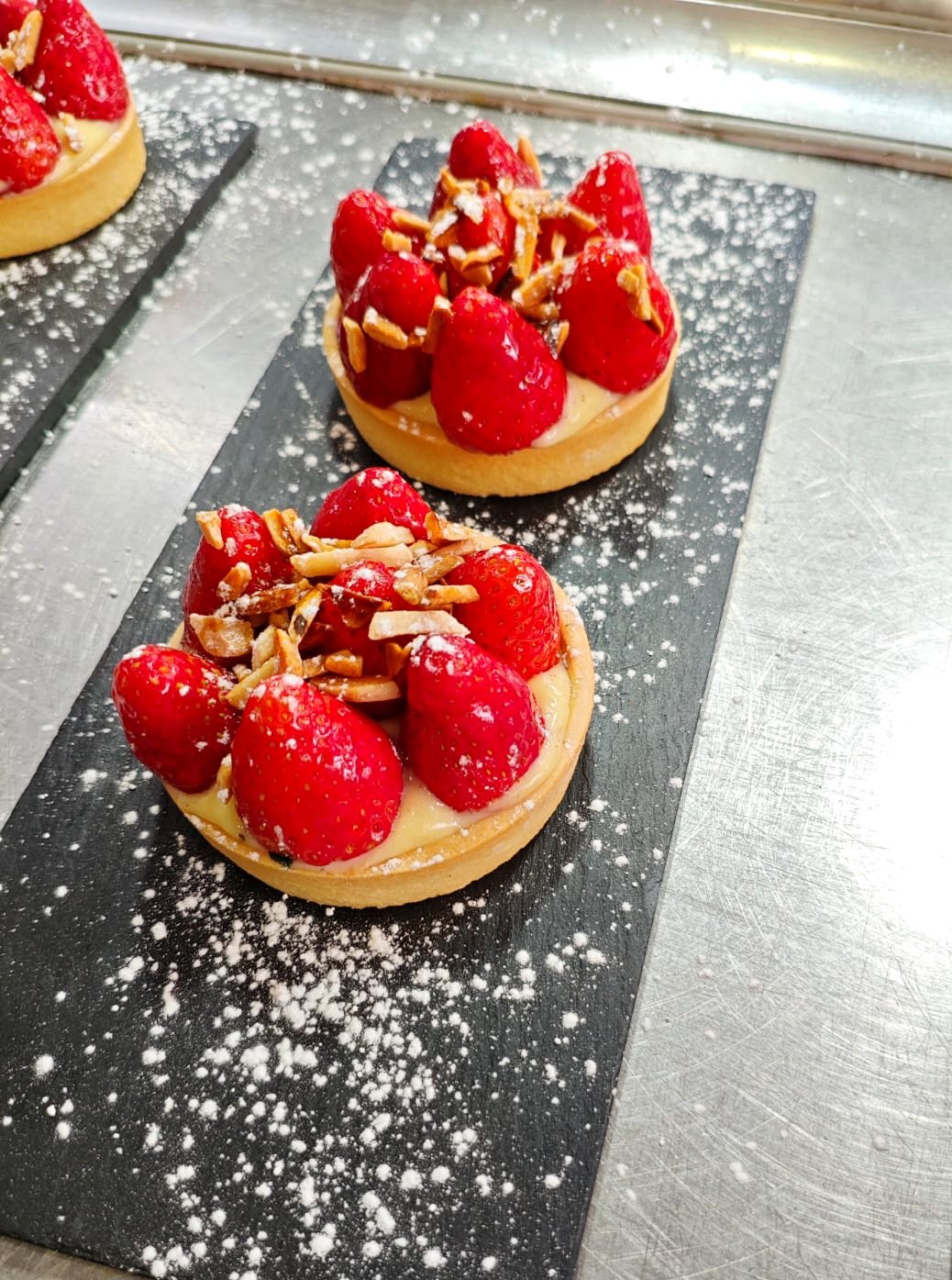 Menu chef privado tartin de fresa con hojaldre